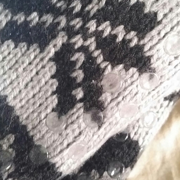 Cozy Slipper Socks - Picture 3 of 4